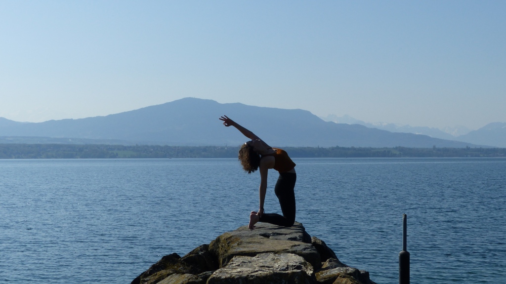 Cours de yoga, Anaïs, Nyon, Eysins, Genève, vinyasa, retraites yoga, atelier de yoga